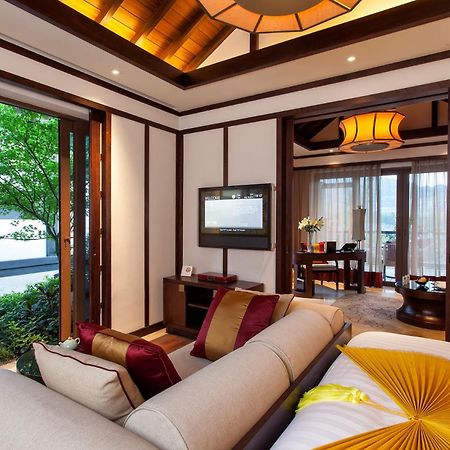 Готель Banyan Tree Chongqing Beibei Екстер'єр фото