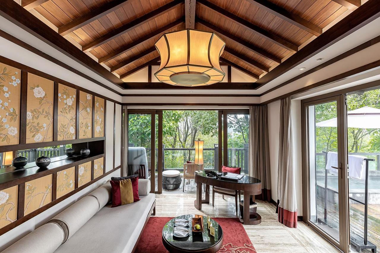 Готель Banyan Tree Chongqing Beibei Екстер'єр фото